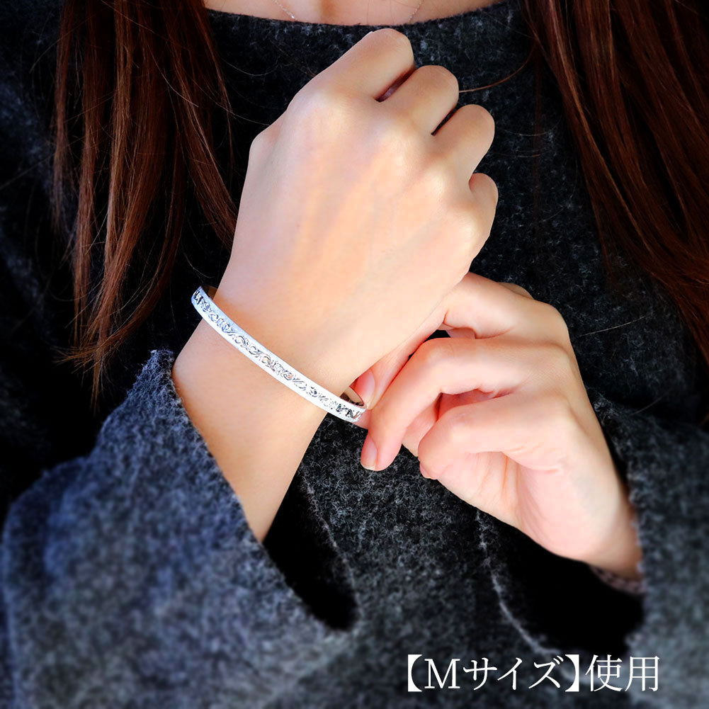 バングル ペア 2個セットプラチナ  唐草 彫金 手彫り 誕生石 選べる k10 k18 sv925 カップル 夫婦 お揃い プレゼント ペアバングル (品番 mpb-0083-a-pair)